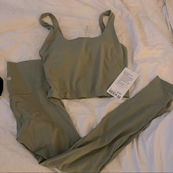 Lululemon Align 6 Fold Tight tank Rosemary Green 8 - Picture 1 of 7